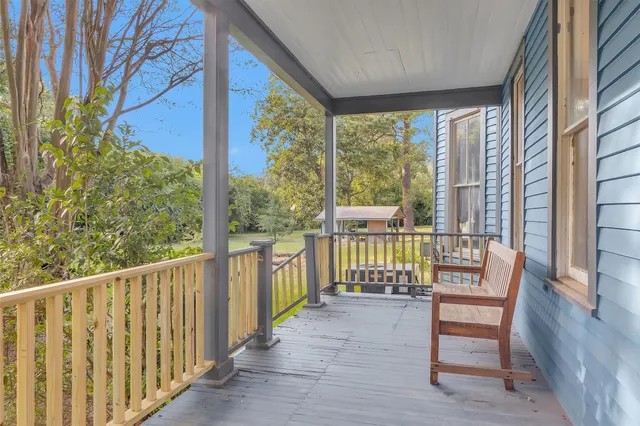 $319,000 | 1104 East Houston Avenue, Crockett, TX 75835