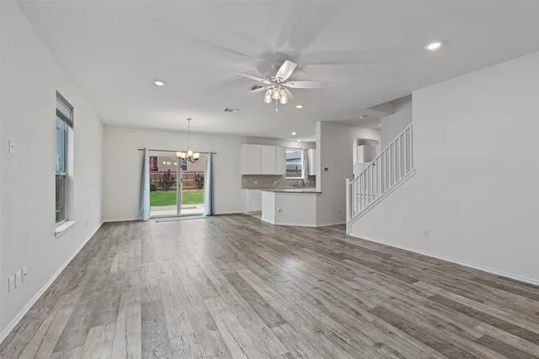 $2,250 | 305 Los Cobos Lane, Georgetown, TX 78626