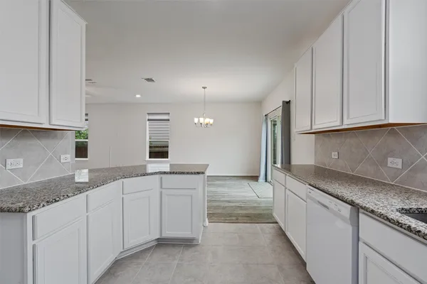 $2,250 | 305 Los Cobos Lane, Georgetown, TX 78626