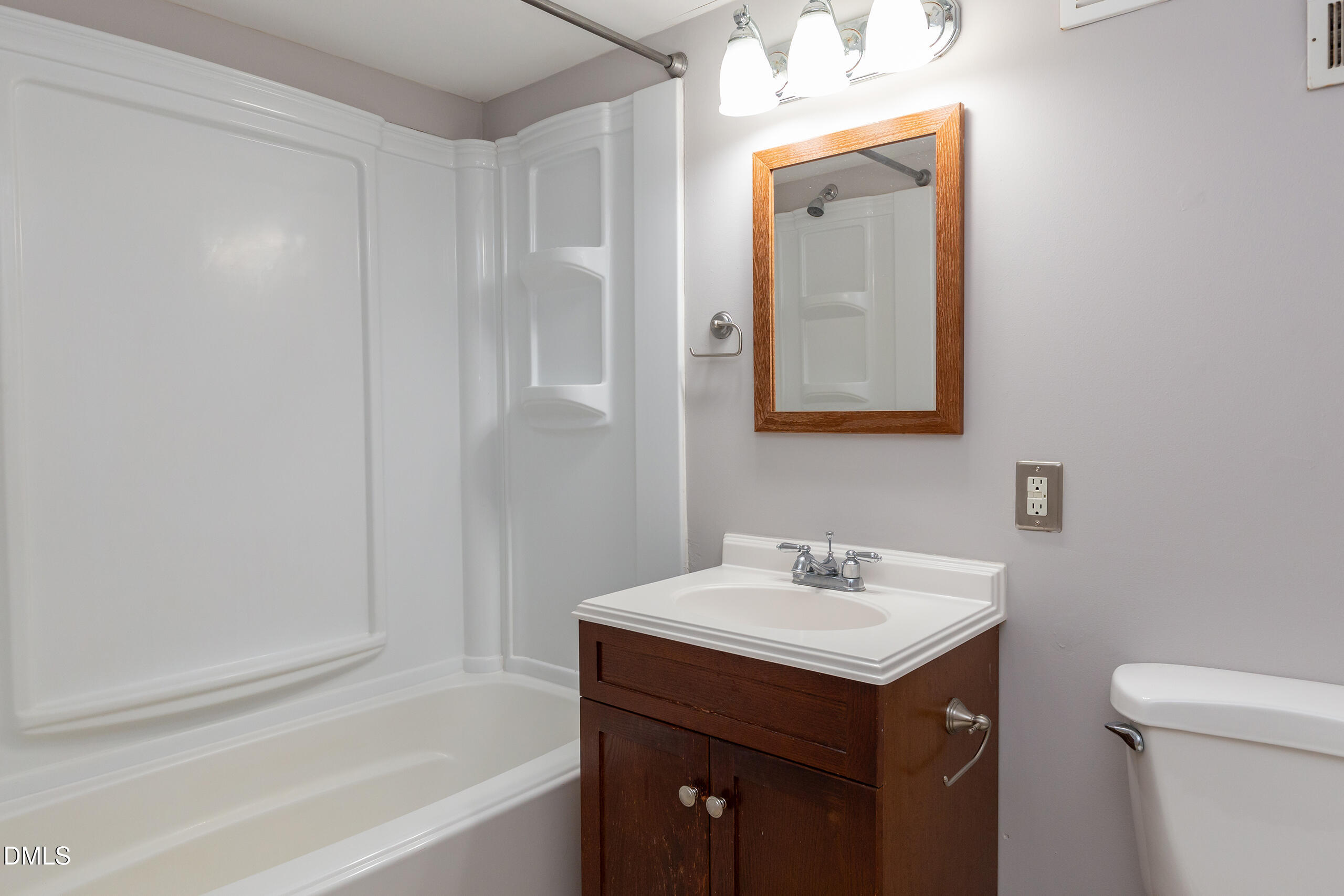 1925 Alexander Road Raleigh, NC 27608 - Photo 25 of 32 IMG_2396