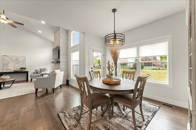 $525,000 | 1616 Kassen Avenue, Mahomet, IL 61853