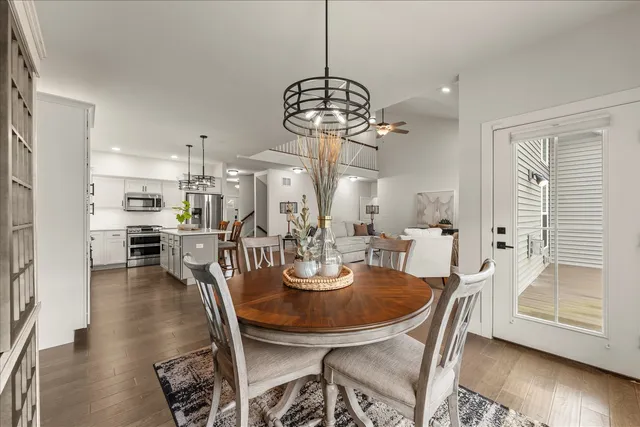 $525,000 | 1616 Kassen Avenue, Mahomet, IL 61853