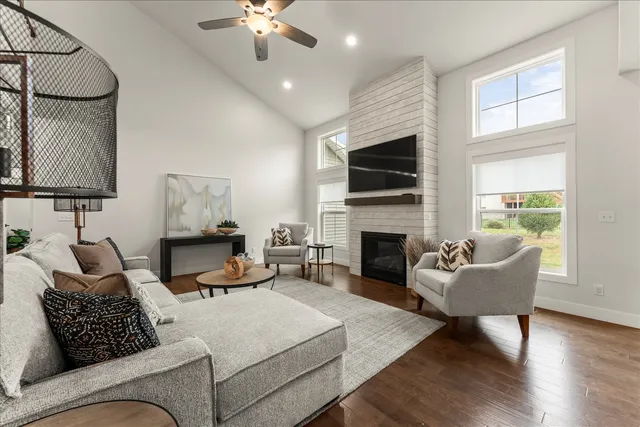 $525,000 | 1616 Kassen Avenue, Mahomet, IL 61853