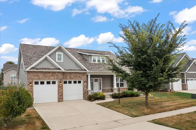 $525,000 | 1616 Kassen Avenue, Mahomet, IL 61853