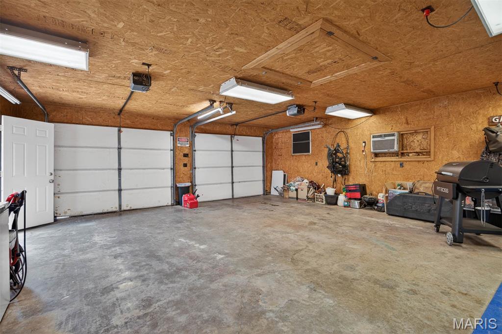 588 Deerfield Road Walnut Hill, IL 62893 - Photo 32 of 46