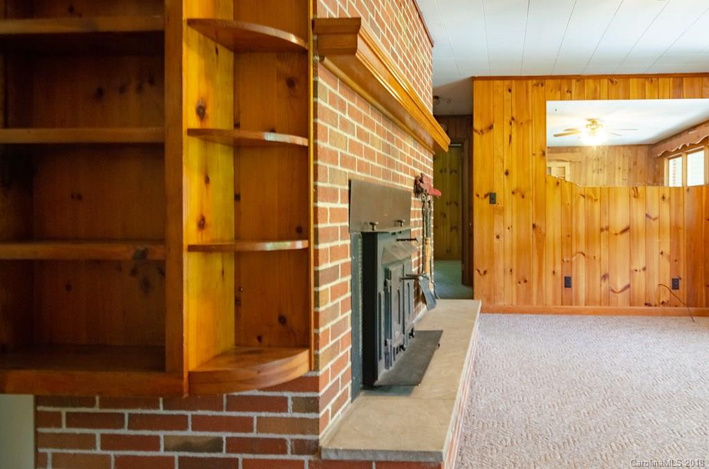 60 Maney Branch Road Weaverville, NC 28787 - Photo 6 of 25 Gallery Image 6