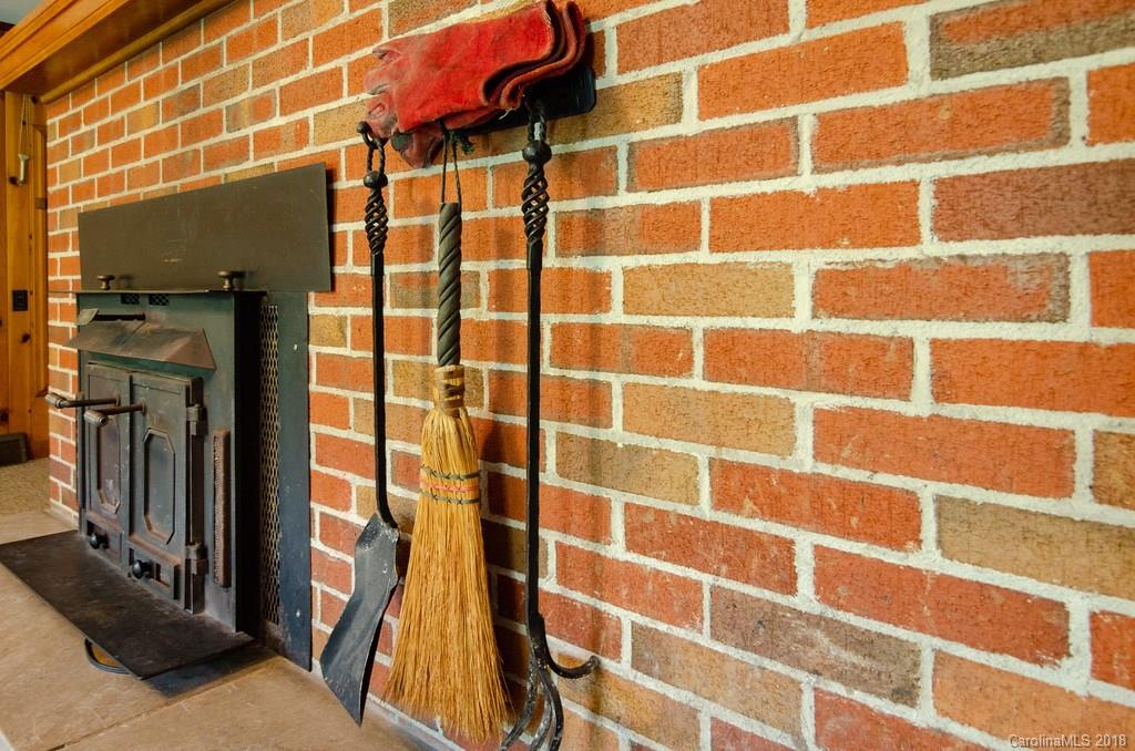 60 Maney Branch Road Weaverville, NC 28787 - Photo 7 of 25 Gallery Image 7