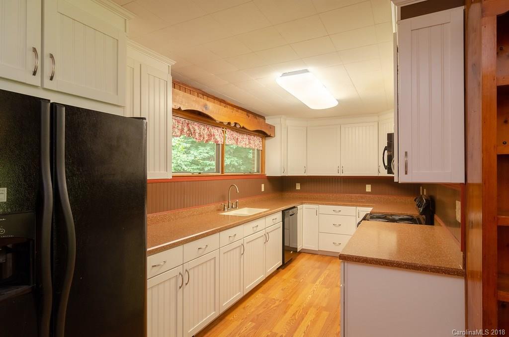 60 Maney Branch Road Weaverville, NC 28787 - Photo 8 of 25 Gallery Image 8