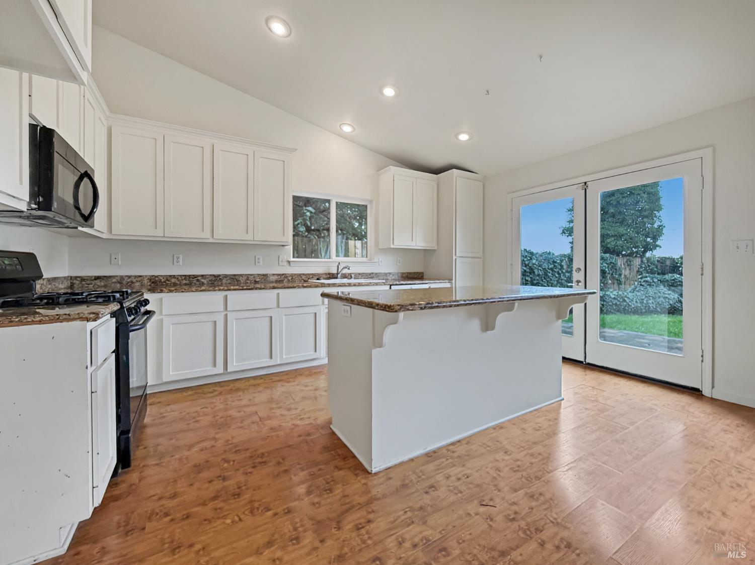 227 Hocker Lane Fort Bragg, CA 95437 - Photo 11 of 34