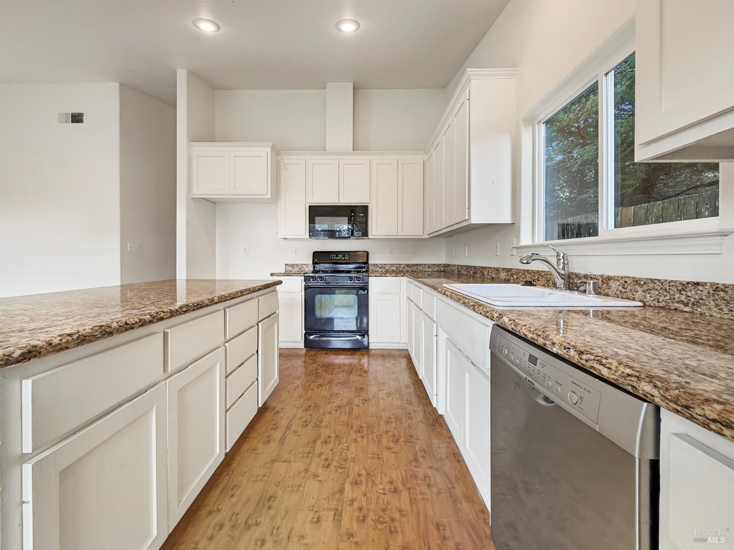 227 Hocker Lane Fort Bragg, CA 95437 - Photo 13 of 34