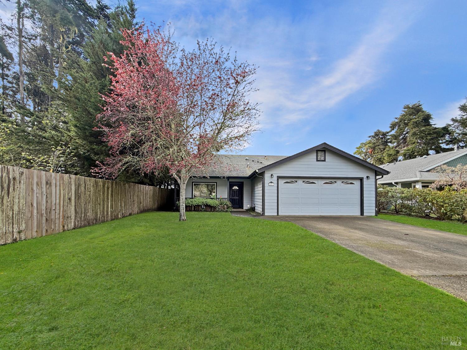227 Hocker Lane Fort Bragg, CA 95437 - Photo 3 of 34