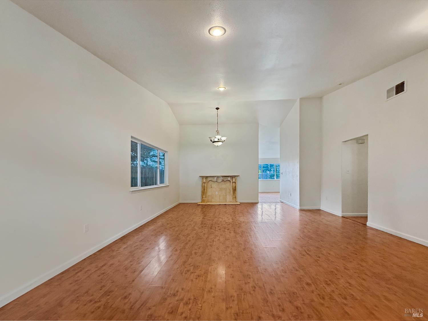 227 Hocker Lane Fort Bragg, CA 95437 - Photo 6 of 34