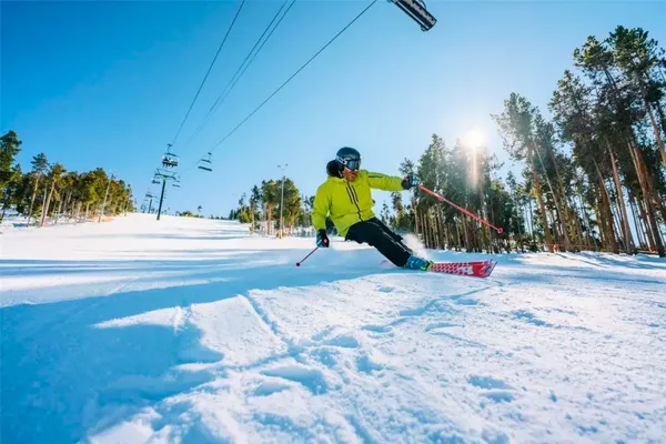 a view of an outdoor space and a yard