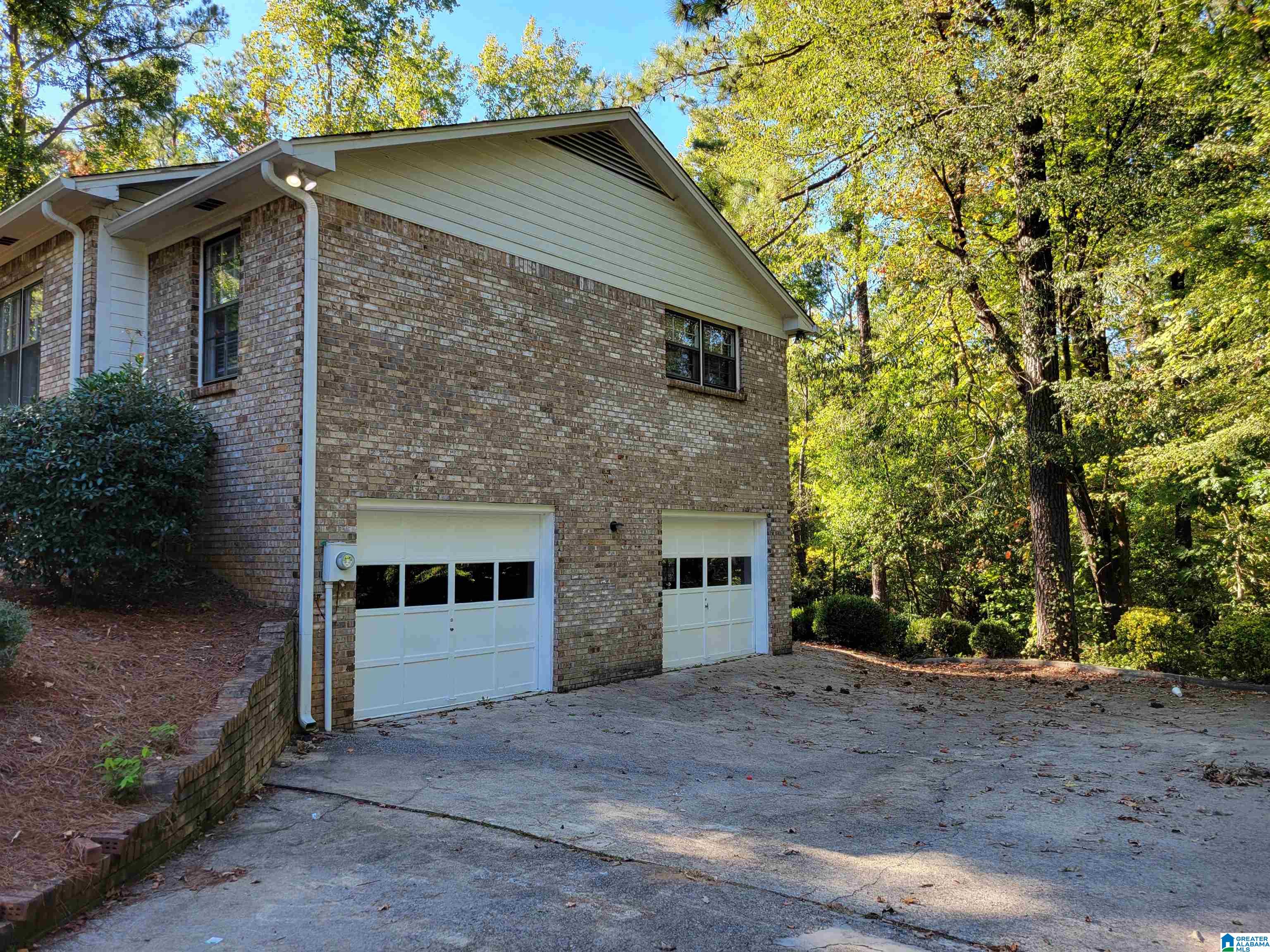 788 Dividing Ridge Drive Birmingham, AL 35244 - Photo 2 of 39