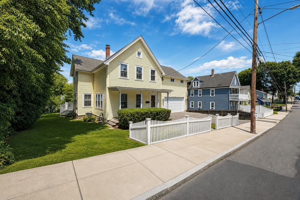 53 Thompson Street Boston, MA 02136 - Photo 1 of 35
