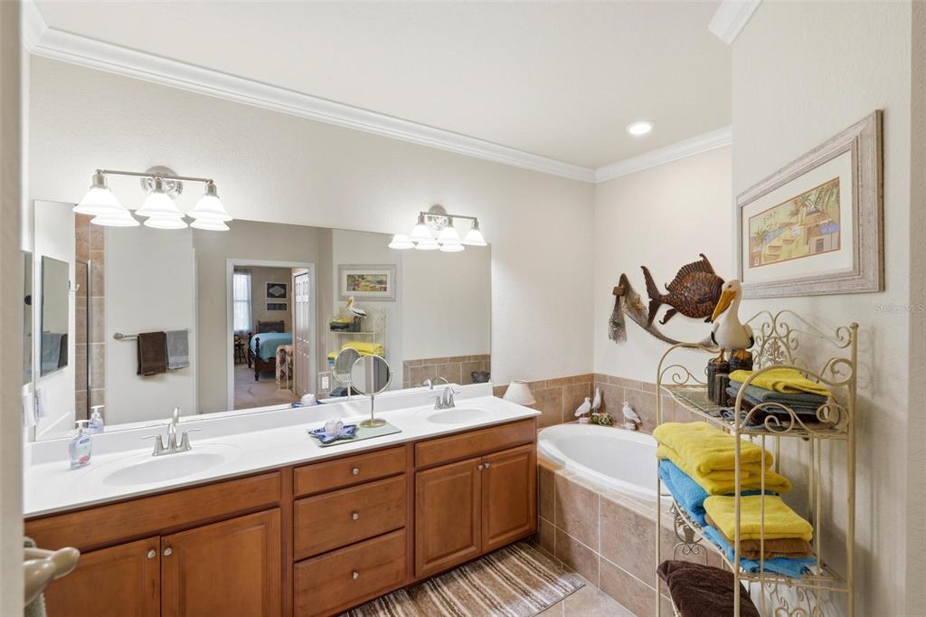 20120 Ragazza Circle, Unit 202 Venice, FL 34293 - Photo 20 of 97