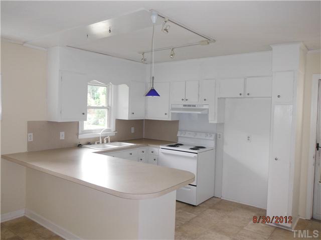 2707 Fairlawn Road Durham, NC 27705 - Photo 2 of 9 Gallery Image 2
