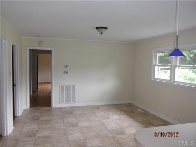 2707 Fairlawn Road Durham, NC 27705 - Photo 3 of 9 Gallery Image 3