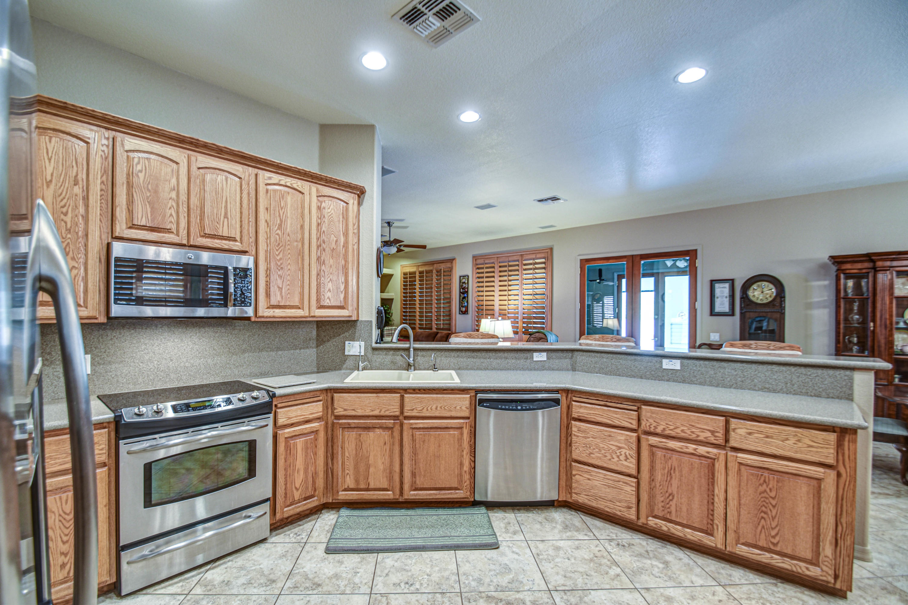 2257 South Mountain View Road Apache Junction, AZ 85119 - Photo 12 of 56 MOUNTAIN VIEW KITCHEN