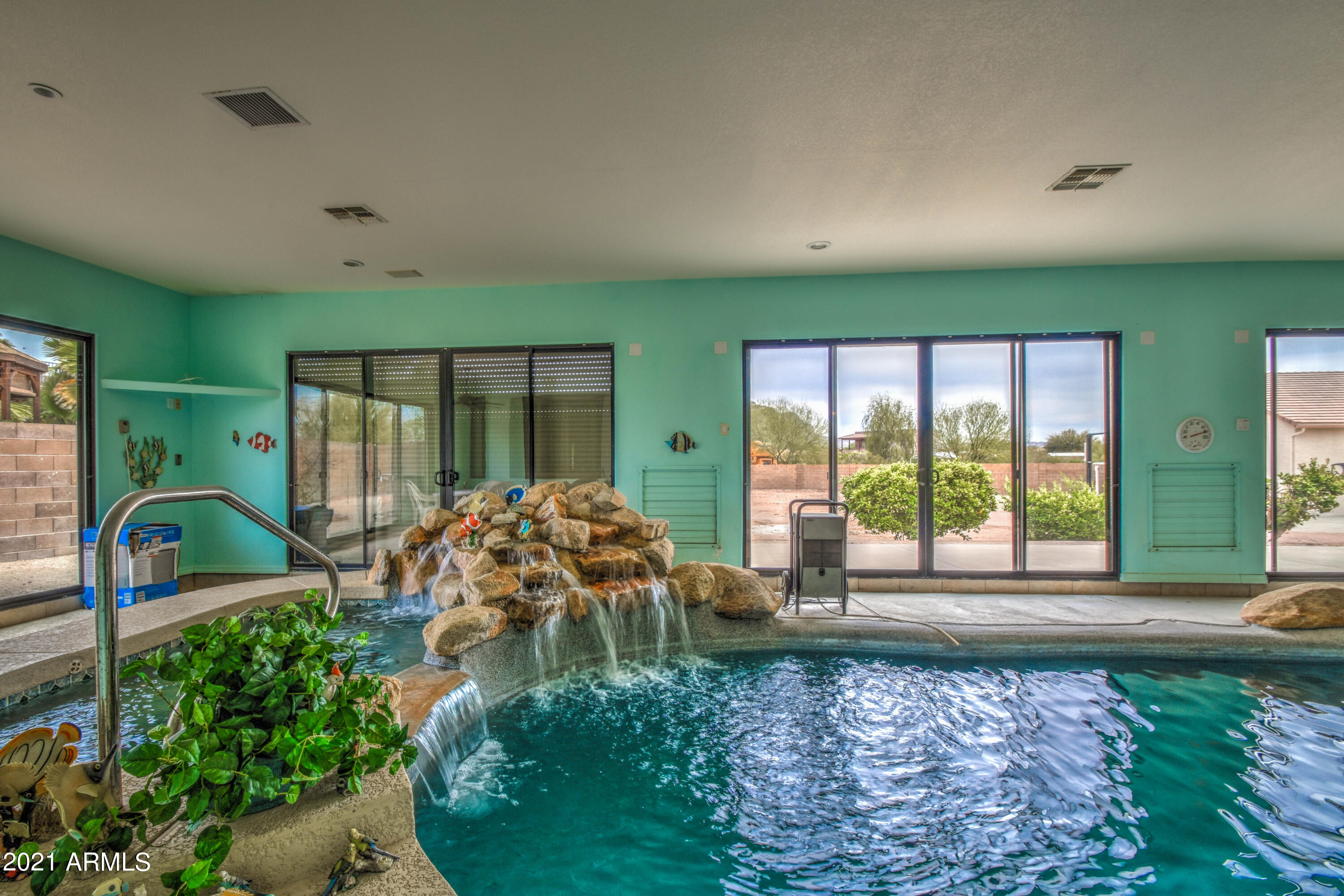 2257 South Mountain View Road Apache Junction, AZ 85119 - Photo 24 of 56 MOUNTAIN VIEW POOL WATER FEATURE