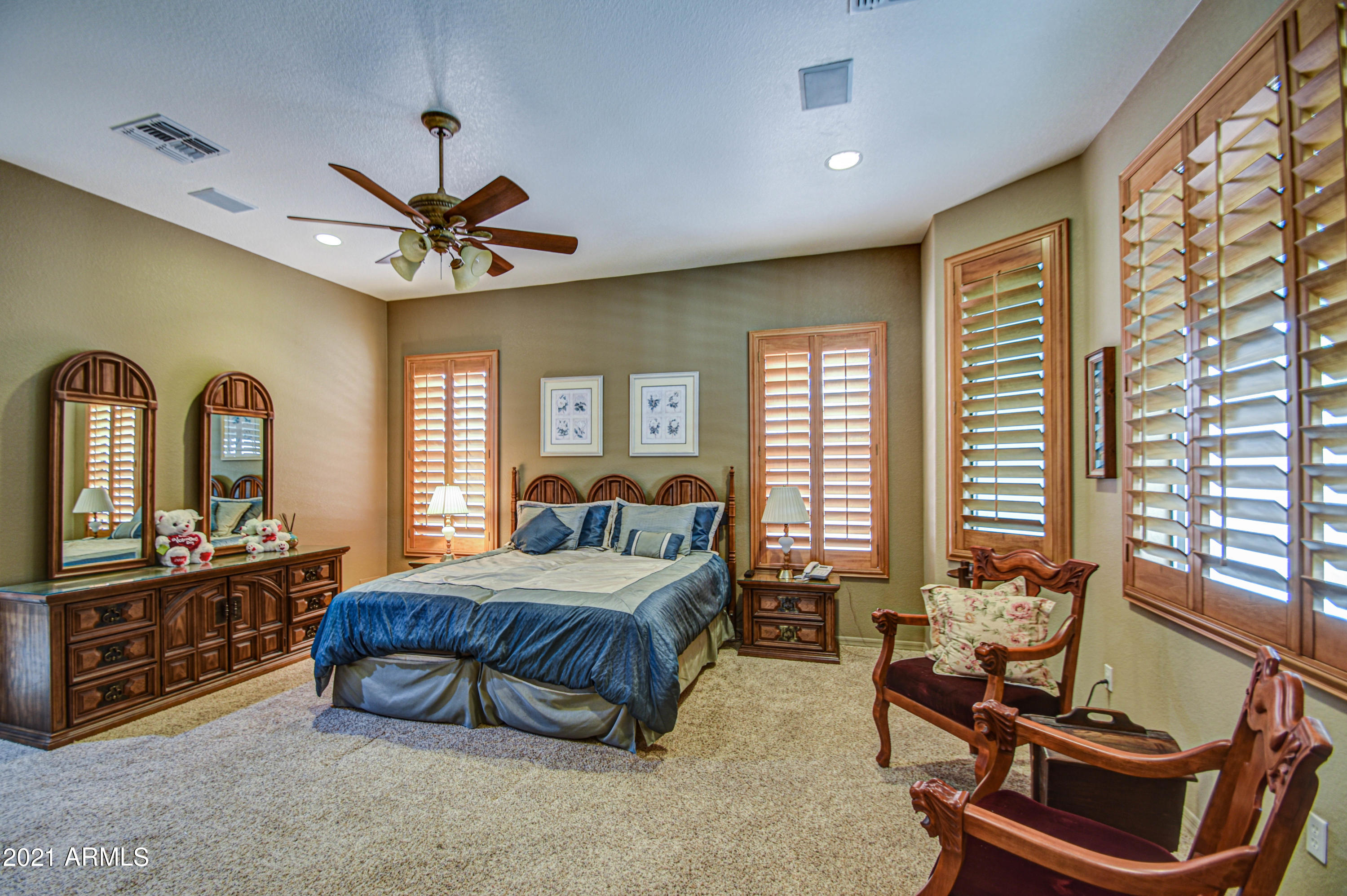 2257 South Mountain View Road Apache Junction, AZ 85119 - Photo 27 of 56 MOUNTAIN VIEW MASTER BEDROOM