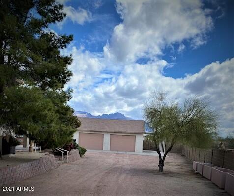 2257 South Mountain View Road Apache Junction, AZ 85119 - Photo 3 of 56 MOUNTAIN VIEW 40X50 BARN