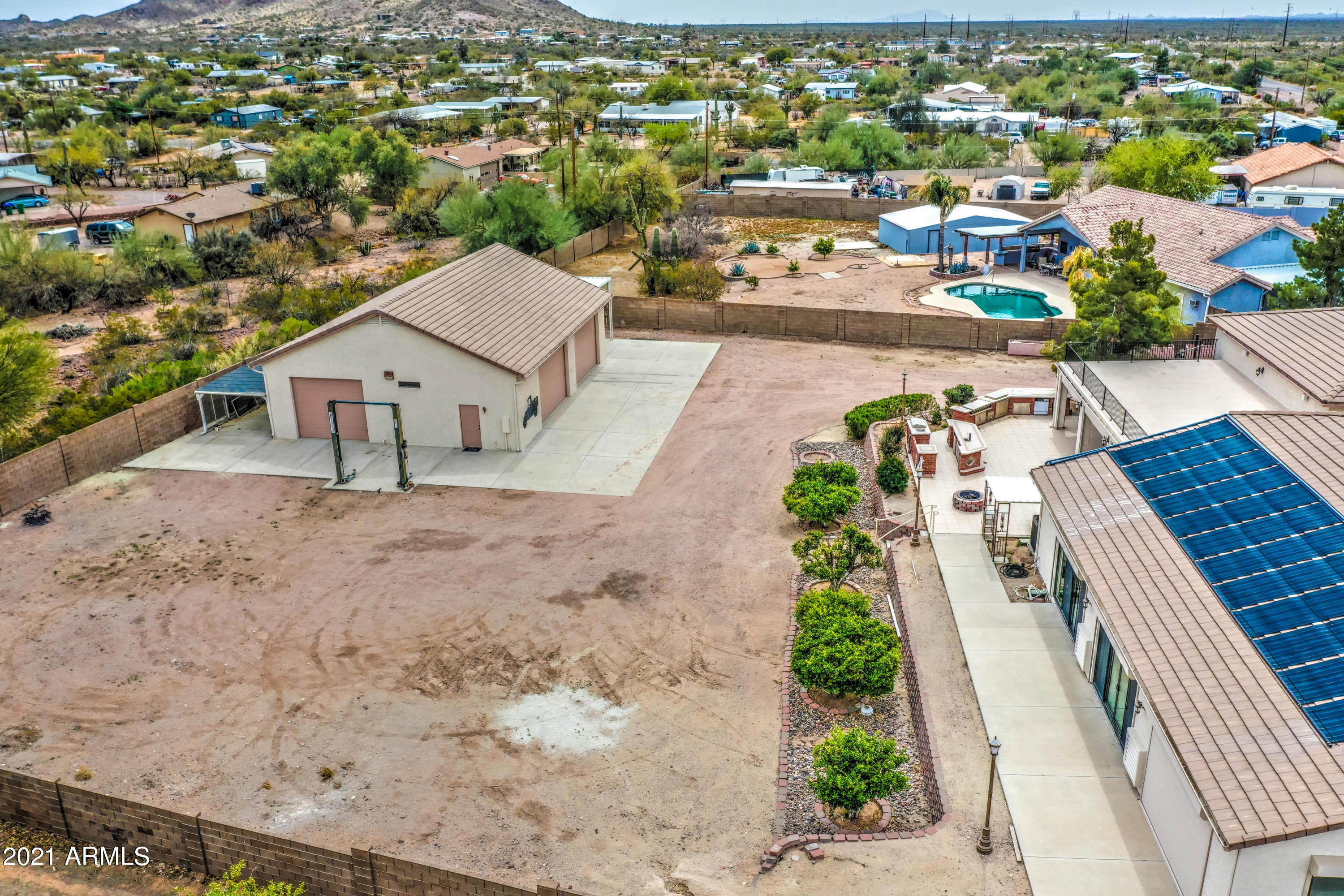 2257 South Mountain View Road Apache Junction, AZ 85119 - Photo 40 of 56 MOUNTAIN BACKYARD DRONE