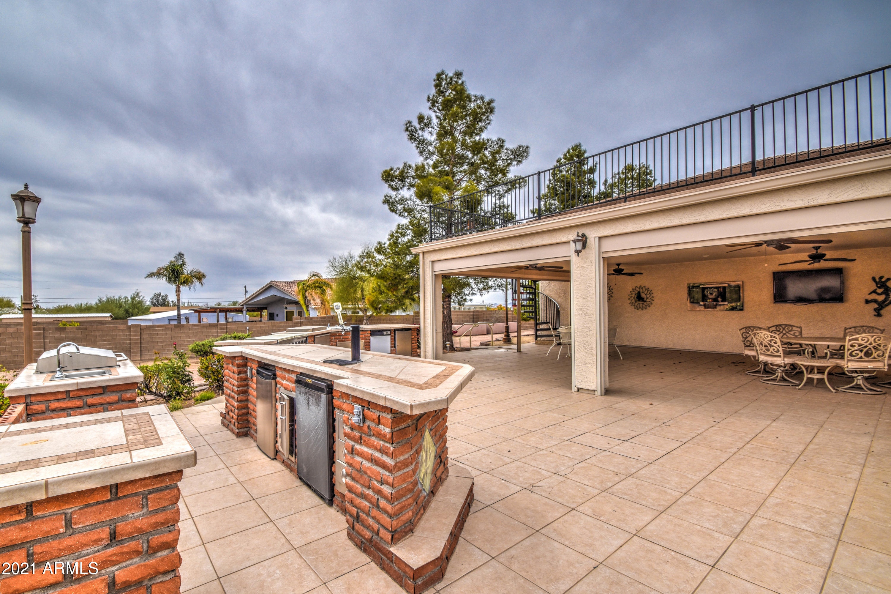 2257 South Mountain View Road Apache Junction, AZ 85119 - Photo 47 of 56 MOUNTAIN VIEW PATIO KITCHEN
