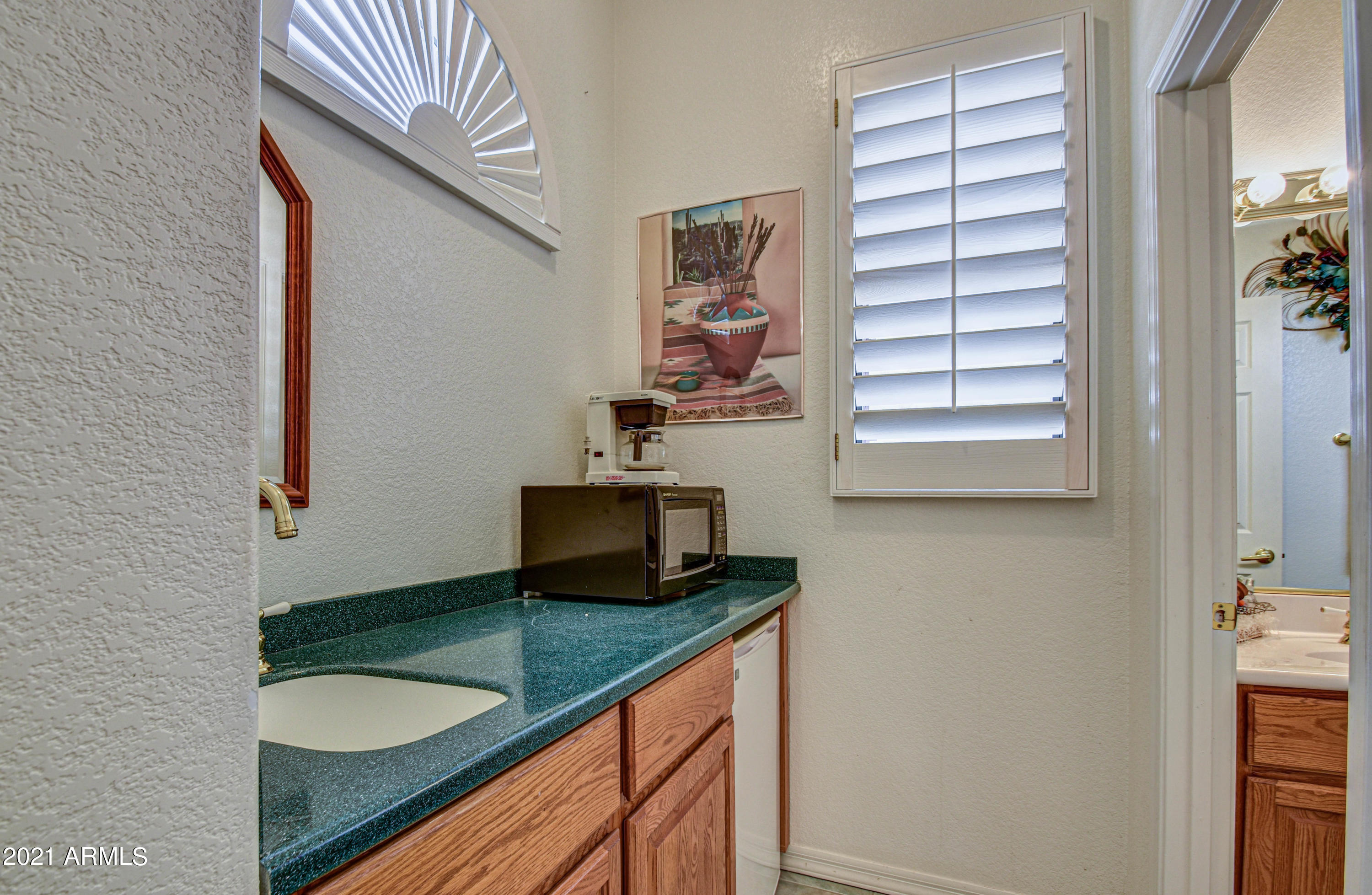 2257 South Mountain View Road Apache Junction, AZ 85119 - Photo 7 of 56 MOUNTAIN VIEW GUEST CASITA 2