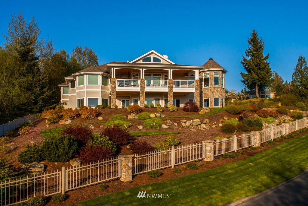 Undisclosed Address Bellingham, WA 98229 - Photo 2 of 23