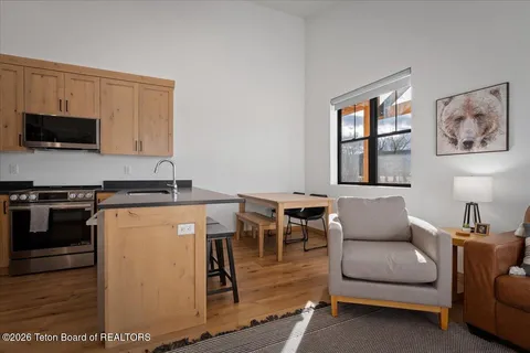 $499,000 | 9033 Old Jackson Highway, Victor, ID 83455