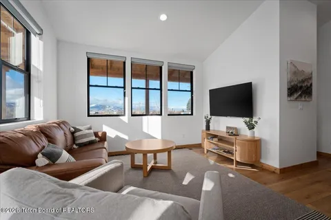 $499,000 | 9033 Old Jackson Highway, Victor, ID 83455