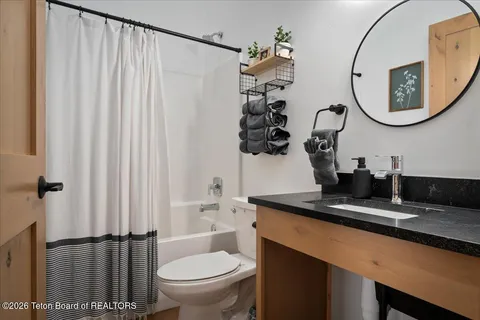 $499,000 | 9033 Old Jackson Highway, Victor, ID 83455