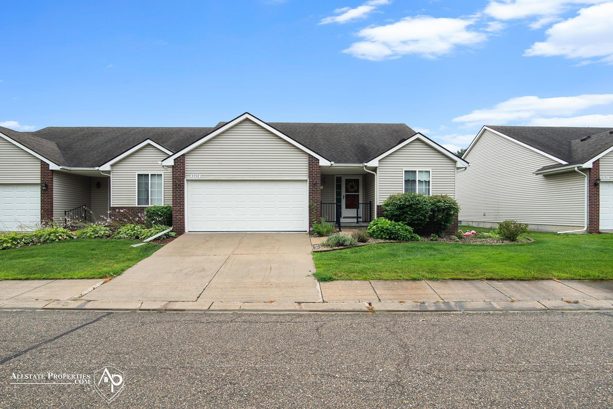 9002 Spring Brook Circle Davison, MI 48423 - Photo 17 of 18 50085615-16.JPG
