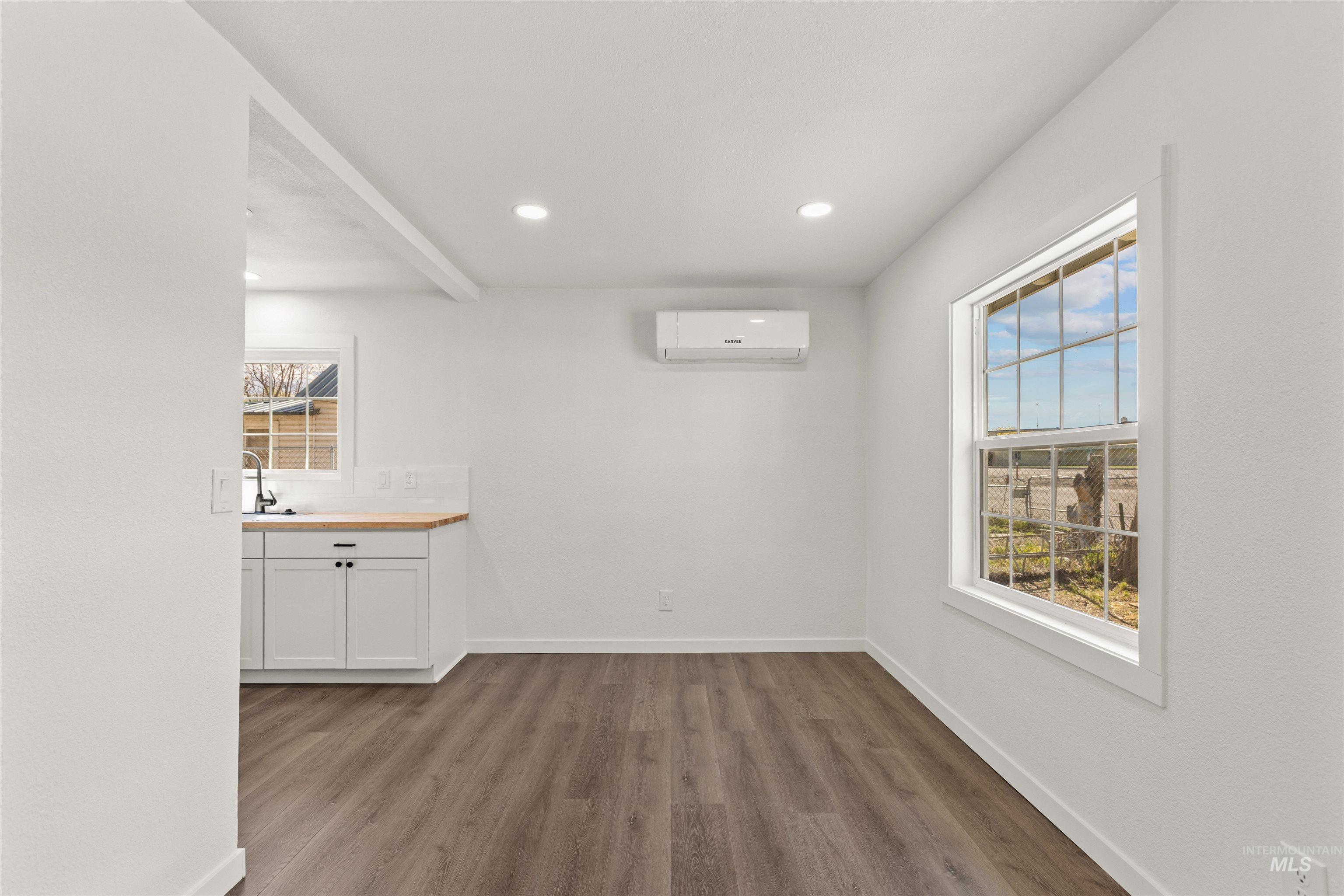 145 2nd Street Grand View, ID 83624 - Photo 7 of 30