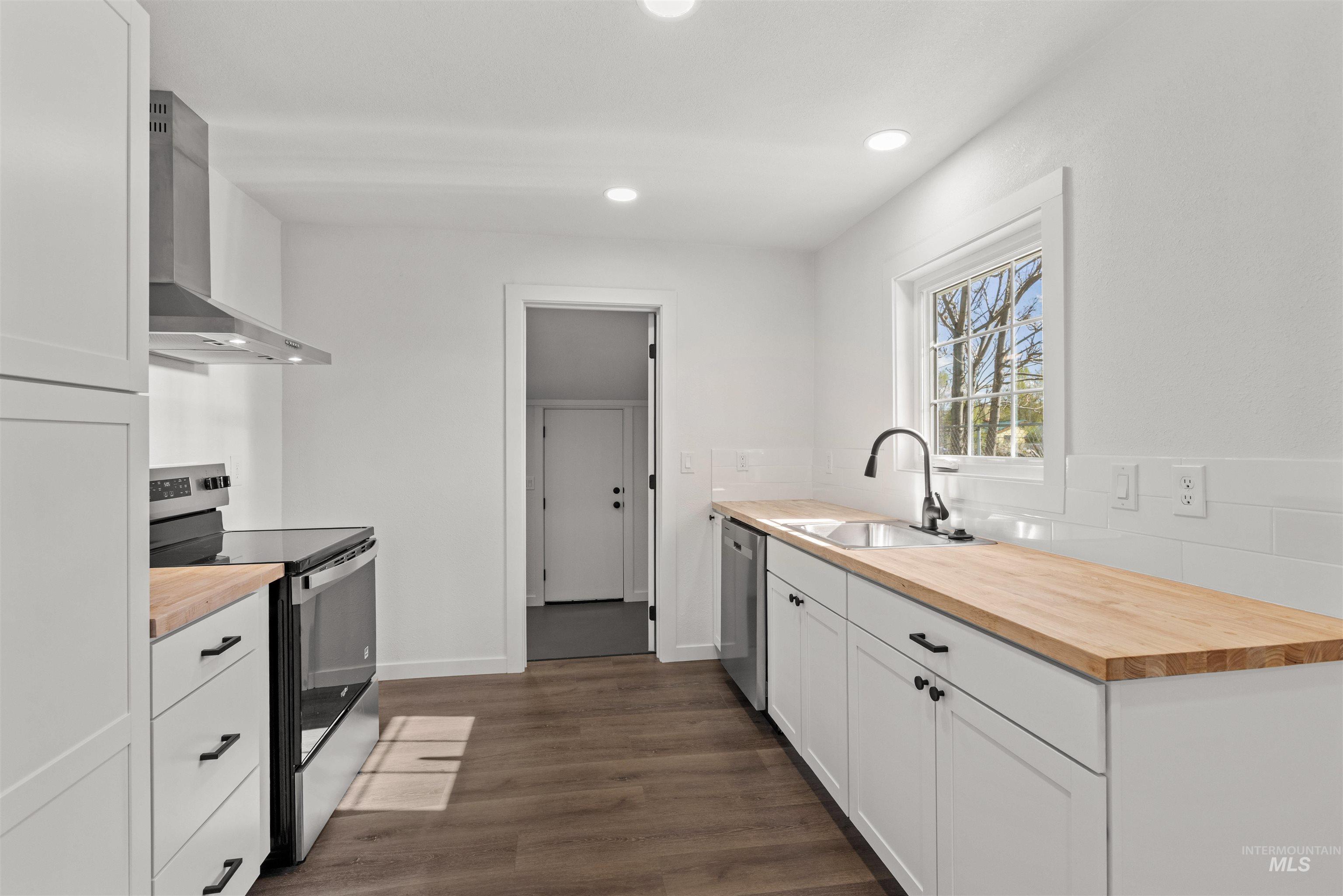 145 2nd Street Grand View, ID 83624 - Photo 10 of 30