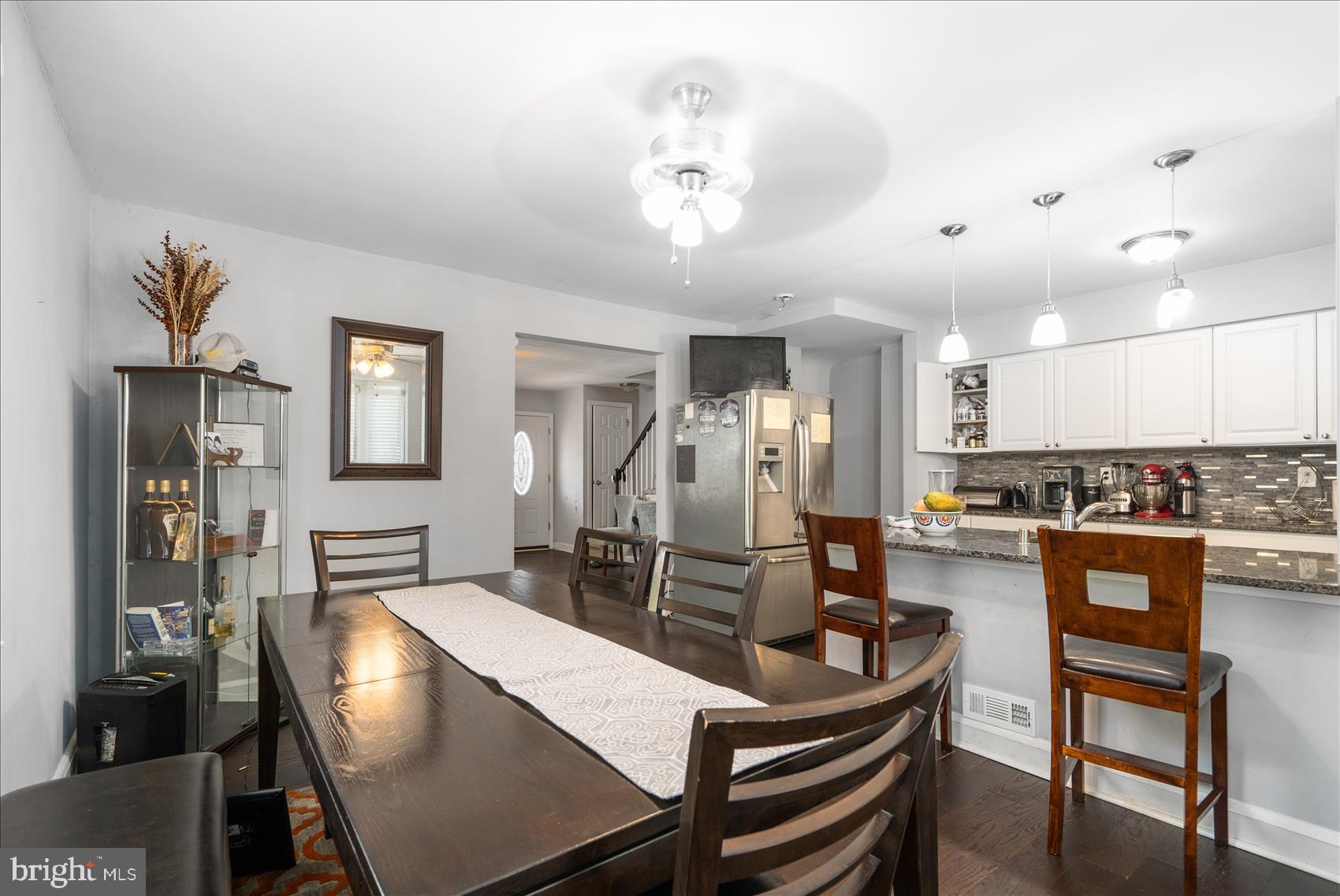 1426 Stonewood Road Baltimore, MD 21239 - Photo 3 of 23