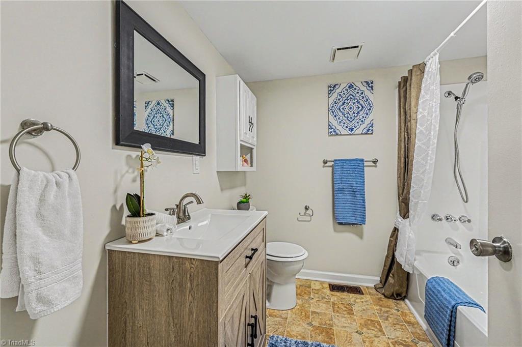 8124 East Harrell Road Oak Ridge, NC 27310 - Photo 22 of 43