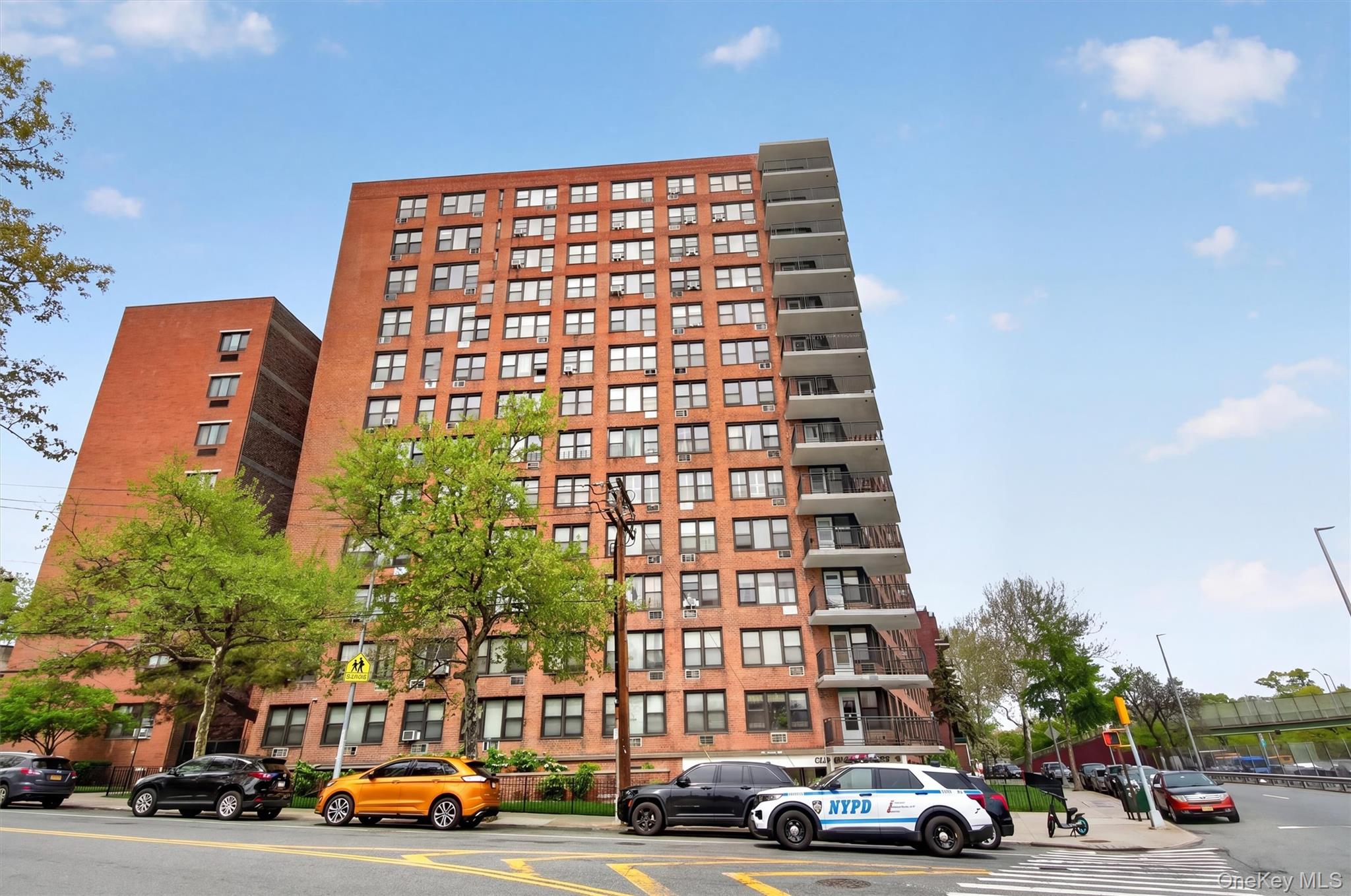 3121 Middletown Road, Unit 7L Bronx, NY 10461 - Photo 2 of 33