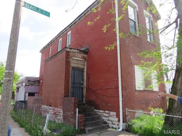 $80,000 | 4000 North Grand Boulevard, St. Louis, MO 63107