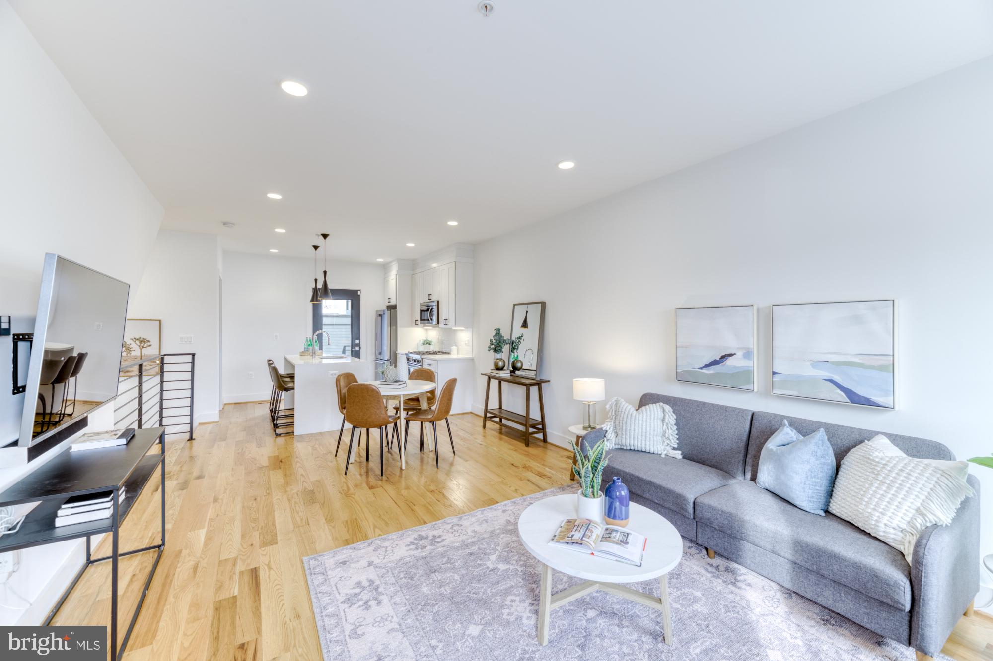 537 Gresham Place Northwest, Unit 1 Washington, DC 20001 - Photo 7 of 17