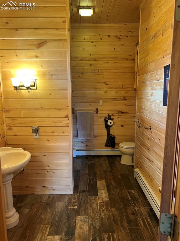 87 Thompson Road Gardner, CO 81040 - Photo 31 of 49 a bathroom with a sink and a toilet