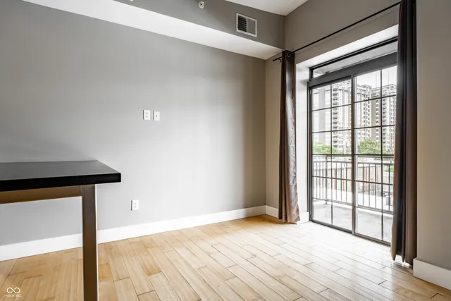 $239,900 | 825 North Delaware Street, Unit 3C, Indianapolis, IN 46204