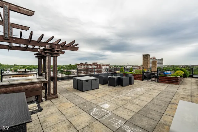 $239,900 | 825 North Delaware Street, Unit 3C, Indianapolis, IN 46204