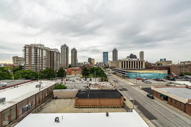 $239,900 | 825 North Delaware Street, Unit 3C, Indianapolis, IN 46204