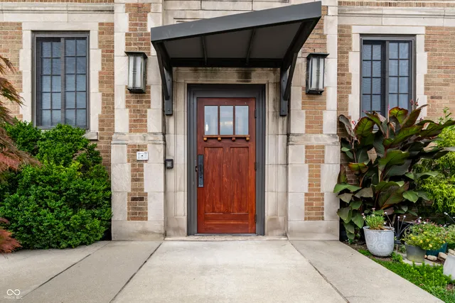 $239,900 | 825 North Delaware Street, Unit 3C, Indianapolis, IN 46204