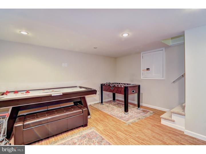 112 Walker Road Washington Crossing, PA 18977 - Photo 12 of 25 Gallery Image 12