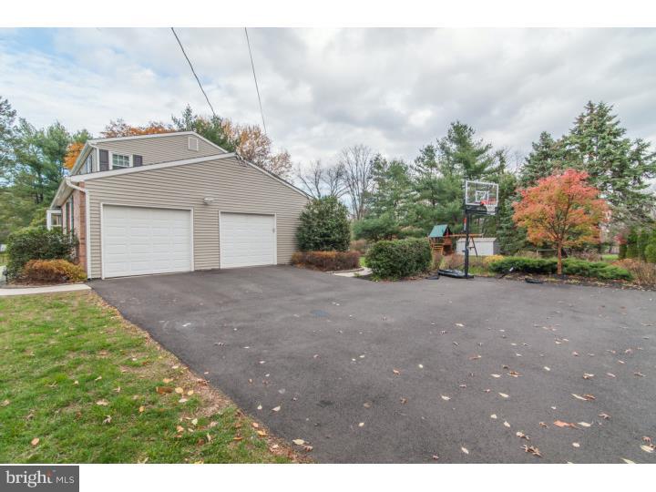 112 Walker Road Washington Crossing, PA 18977 - Photo 25 of 25 Garage