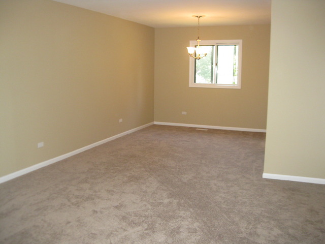 2210 Midhurst Road Downers Grove, IL 60516 - Photo 2 of 25