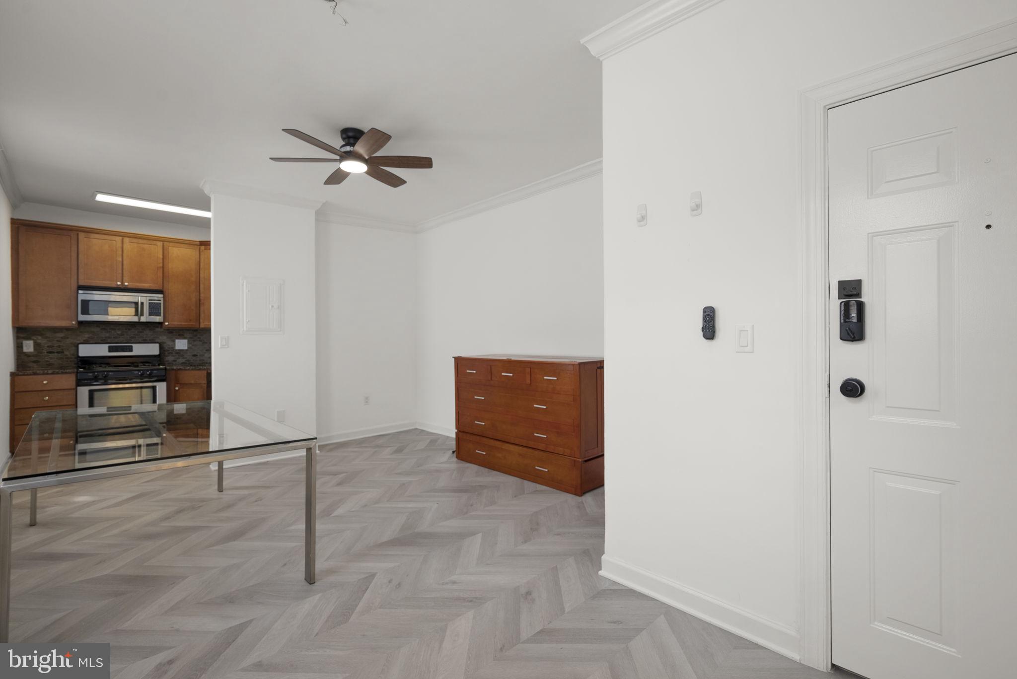 1816 Kalorama Road Northwest, Unit 304 Washington, DC 20009 - Photo 6 of 24 New ceiling fan
